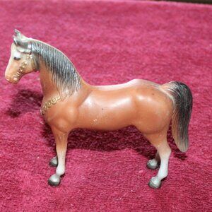 Vintage Plastic Molded Horse 4 inches